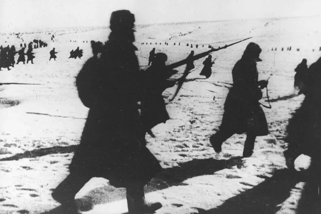 pictures-of-stalingrad-v0-shf2x40z2kbf1.webp