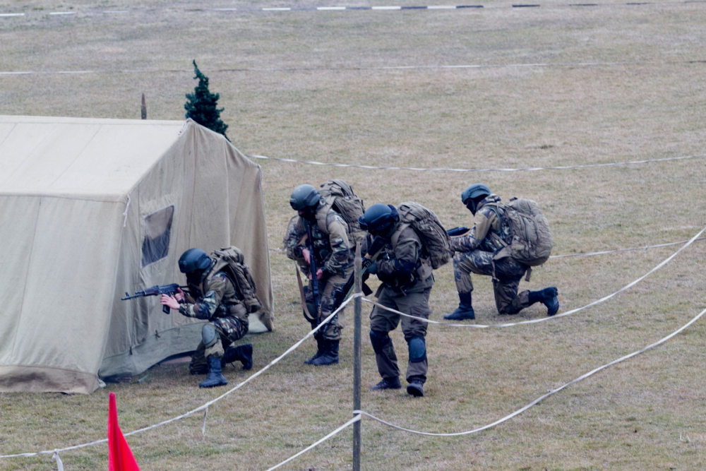 PMR_Special_Forces_behind_a_tent.png