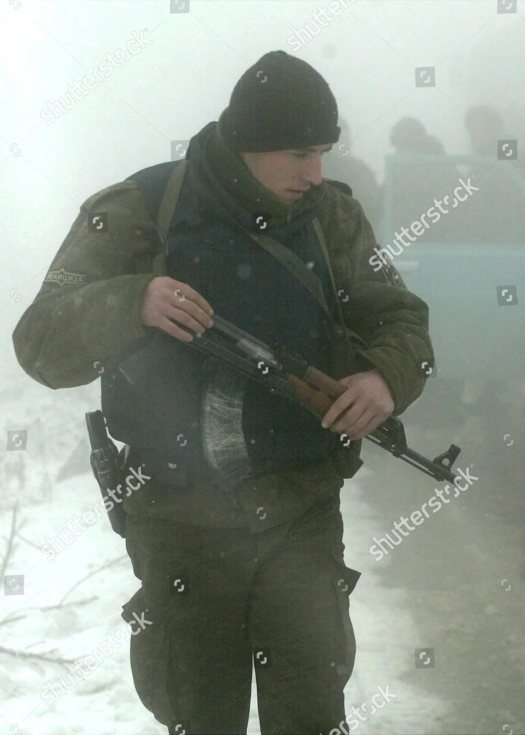 police-forces-tanusevci-mar-2001-shutterstock-editorial-8483054a.webp