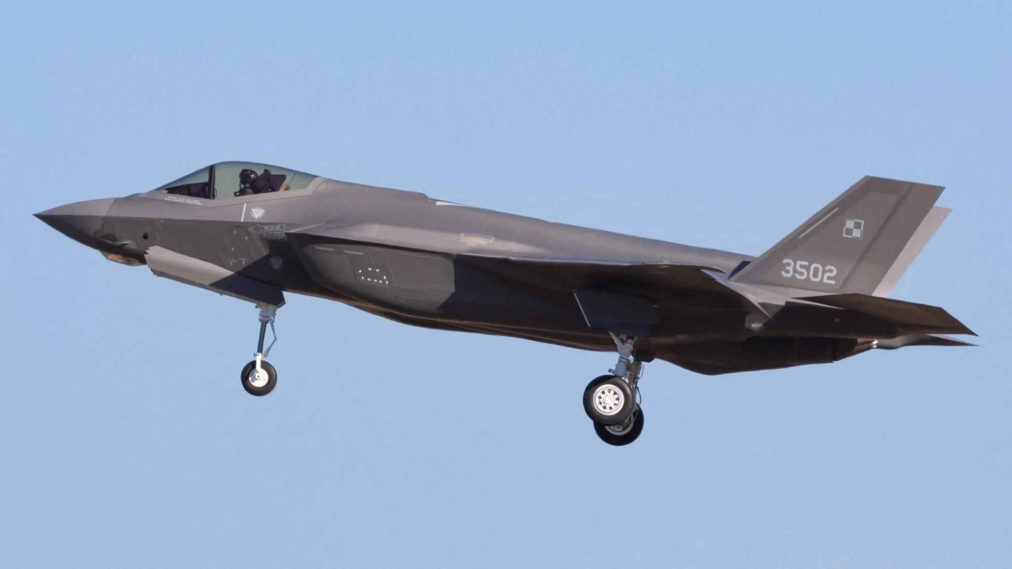 Polish-F-35-first-flight-top-scaled.webp