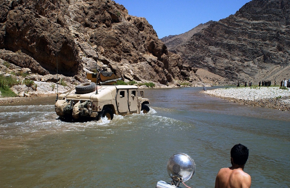px-US_humvee_crossing_a_small_river_in_Afghanistan.jpg