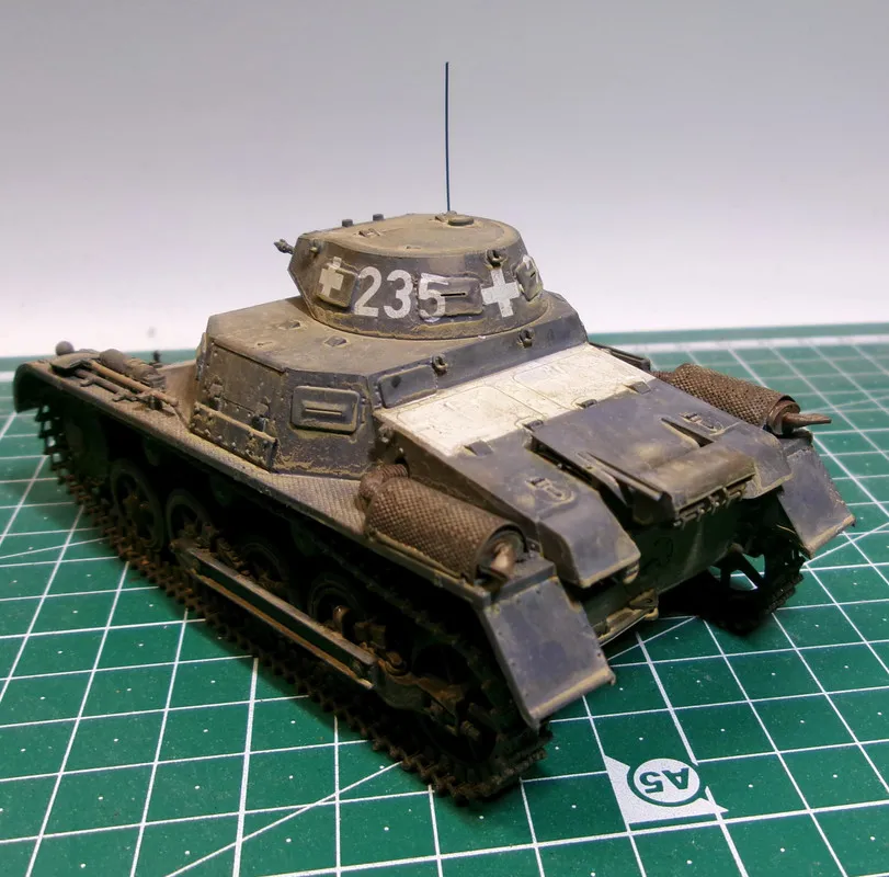 Pz-Kpfw-I-Ausf-A-12-13.webp