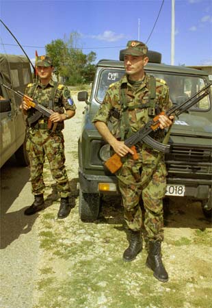romanian troops in bosnia(3).jpg