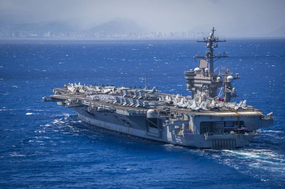 rrives-at-joint-base-pearl-harbor-v0-eegl27n01b9d1.jpg