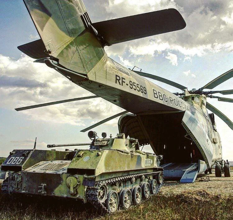 Russian Mi-26T unloading BMD-2.webp