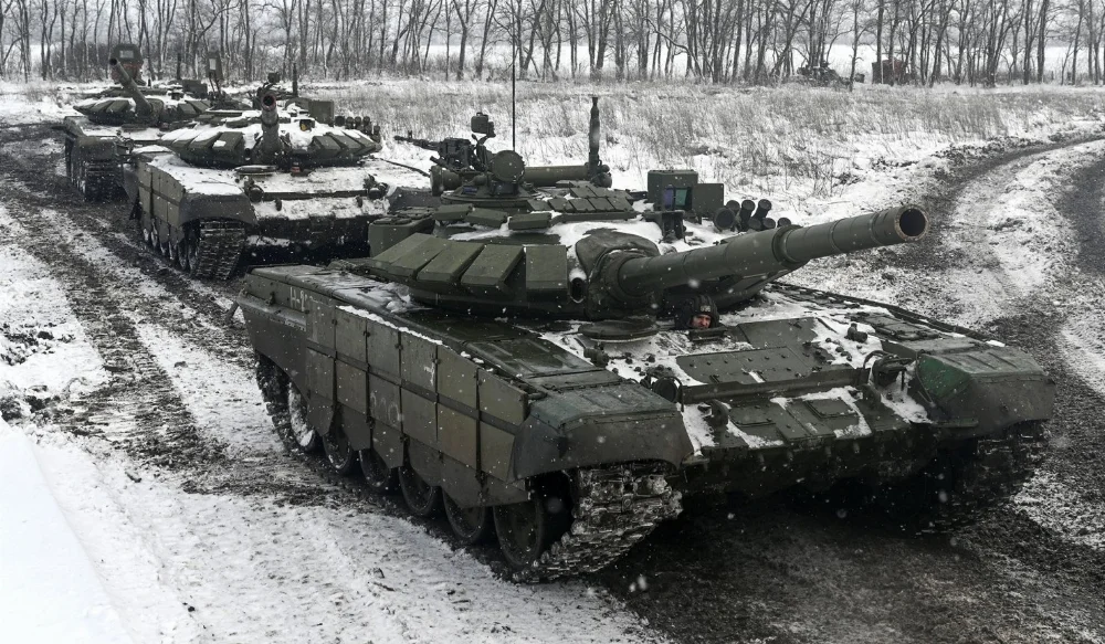 russian-tanks-rostov.webp