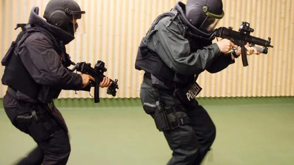 s_sonderkommando_der_bremer_polizei_beim_training..webp