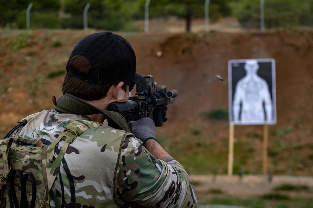 -Special-Warfare-Operators-SEALs-conduct-live-fire.jpg