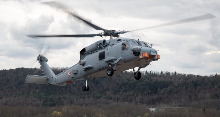 st-MH-60R-Maritime-Helicopter-Takes-Flight-770x410.jpg