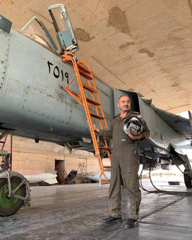 syrian-sukhoi-su-24m2-album-v0-v018656d6uk91.webp