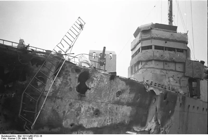 t._Nazaire%2C_Zerst%C3%B6rer_%22HMS_Campbeltown%22.webp