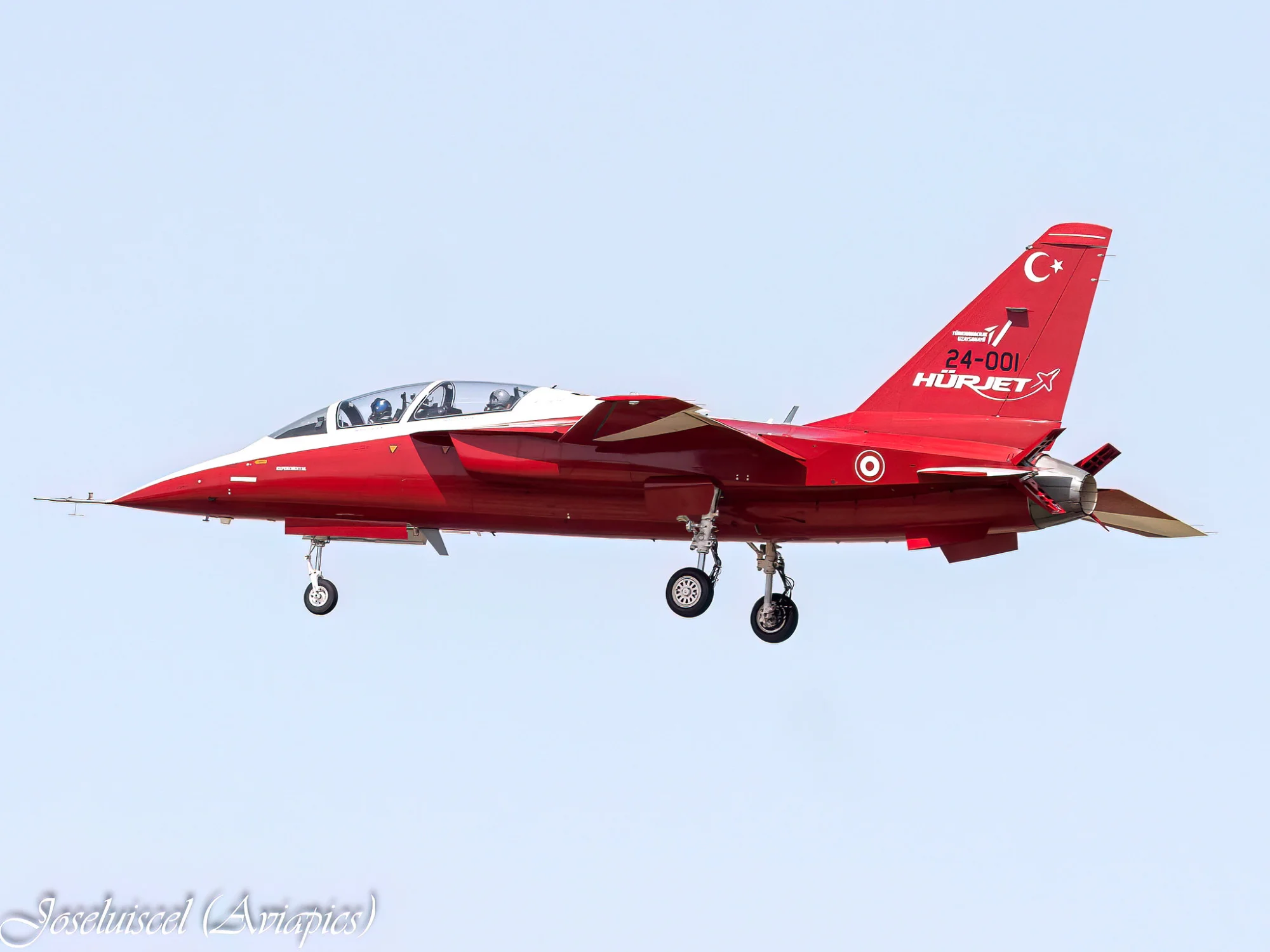 TAI-Hurjet_SpAF_Eval_Torrejon_AFB_30_Jul_2024.webp