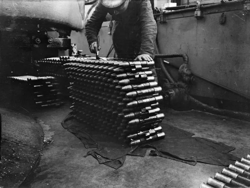 The_Royal_Navy_during_the_Second_World_War_A2263.webp