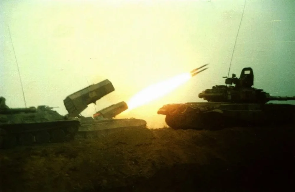 tos-1-firing-agaisnt-chechen-forces-second-chechen-war-2000s-v0-87deeehqjw8d1.webp