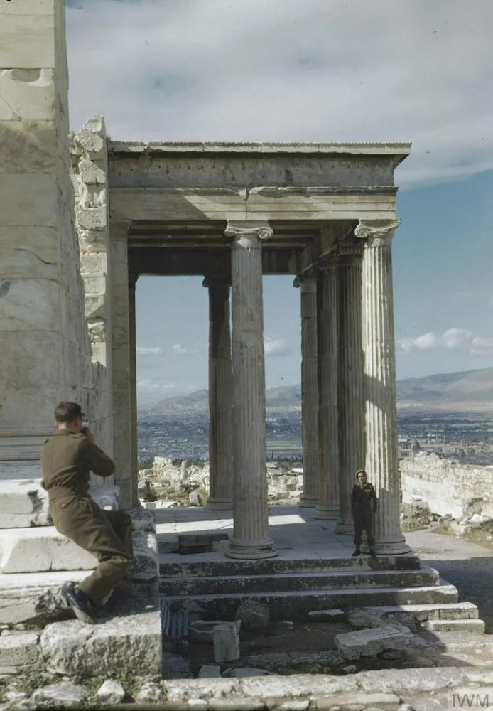 tour of the Acropolis.webp