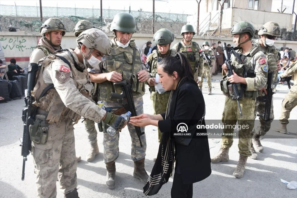 Turks Kabul airport.jpg