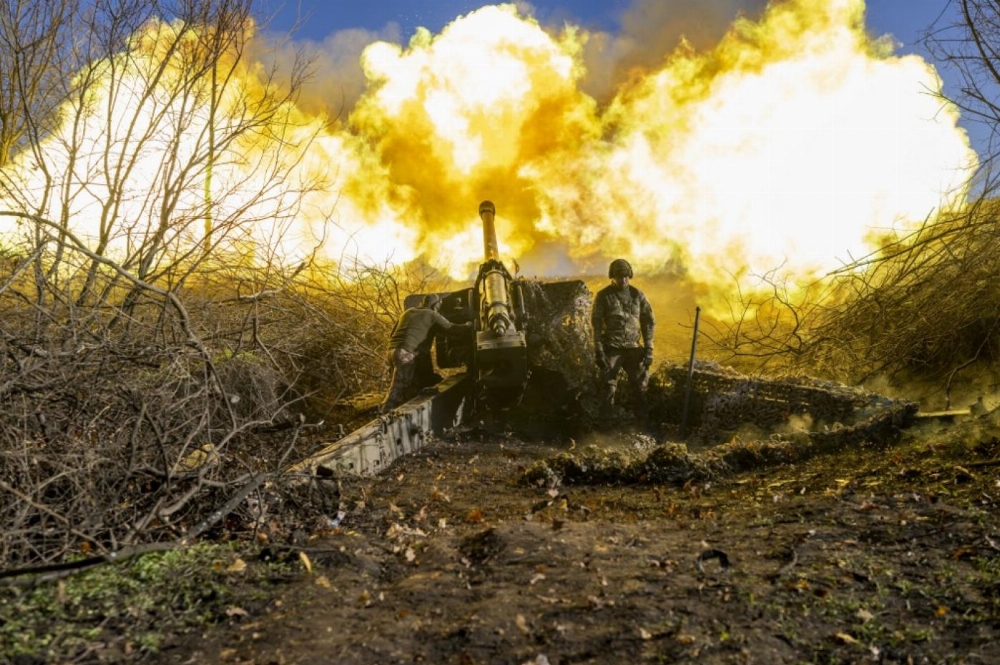 Ukrainian-cannon-Ukraine-November-2022-AFP.jpg