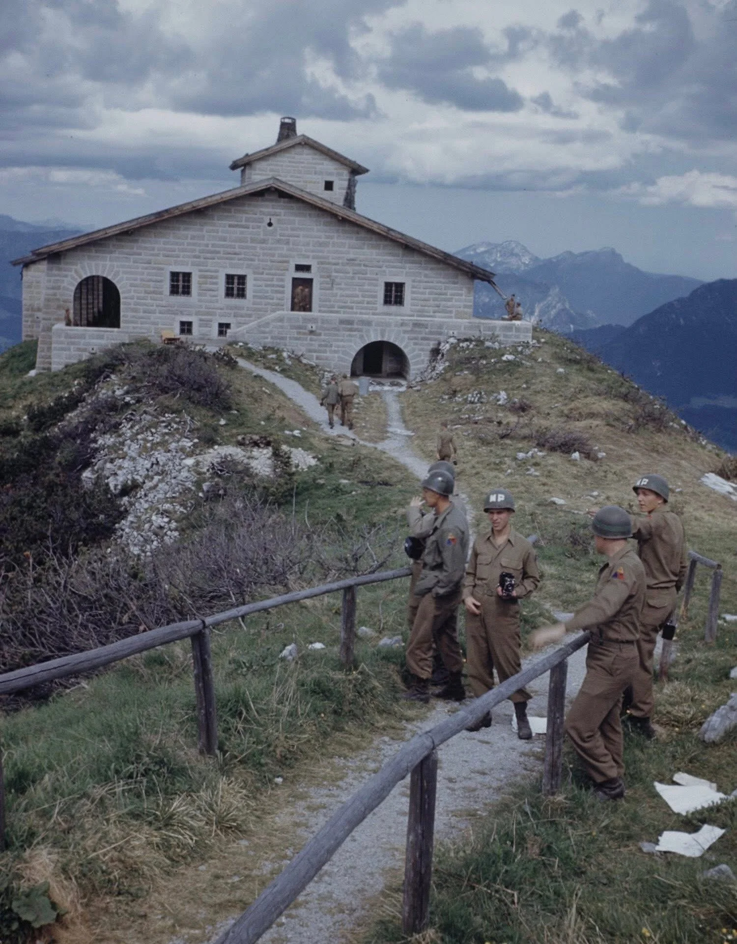 US ARMY IN EAGLE NEST 1945 (1).webp