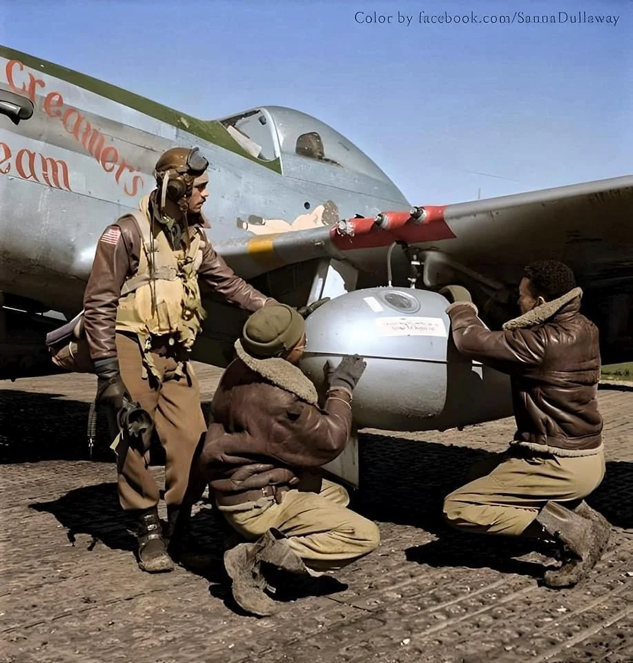 US Crew of the Tuskegee Airmen.webp