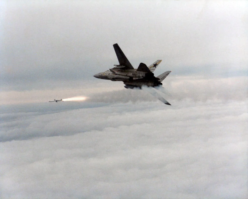 us-navy-f-14a-of-vf-33-firing-aim-7-mid-1980s-jpg.webp