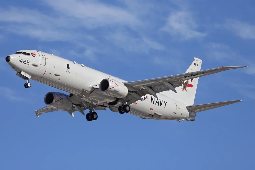 US_Navy_P-8_Poseidon_taking_off_at_Perth_Airport.webp