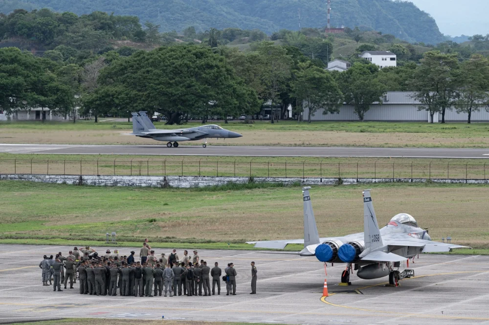 USAF-VS-FAC-10.webp