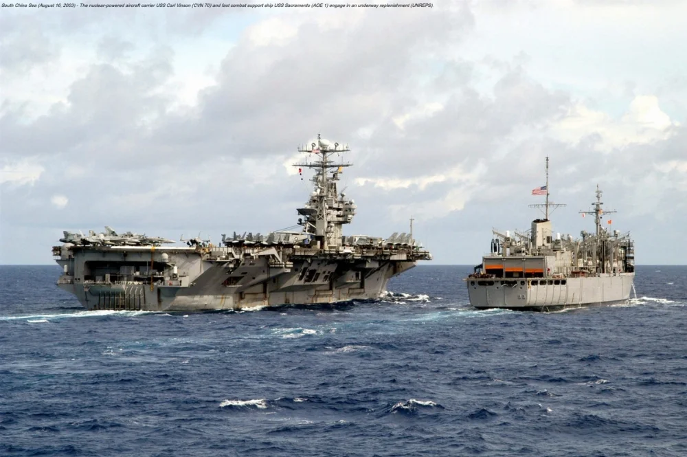 USS-Carl-Vinson-02.webp