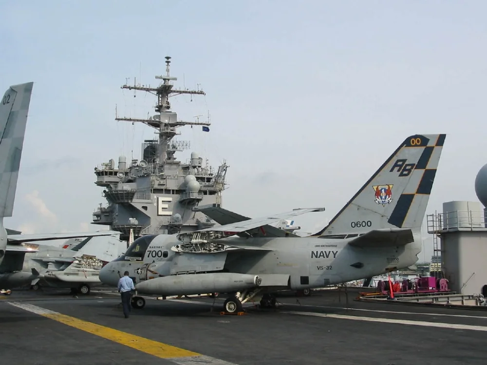 USS-Dwight-D-Eisenhower-321.webp