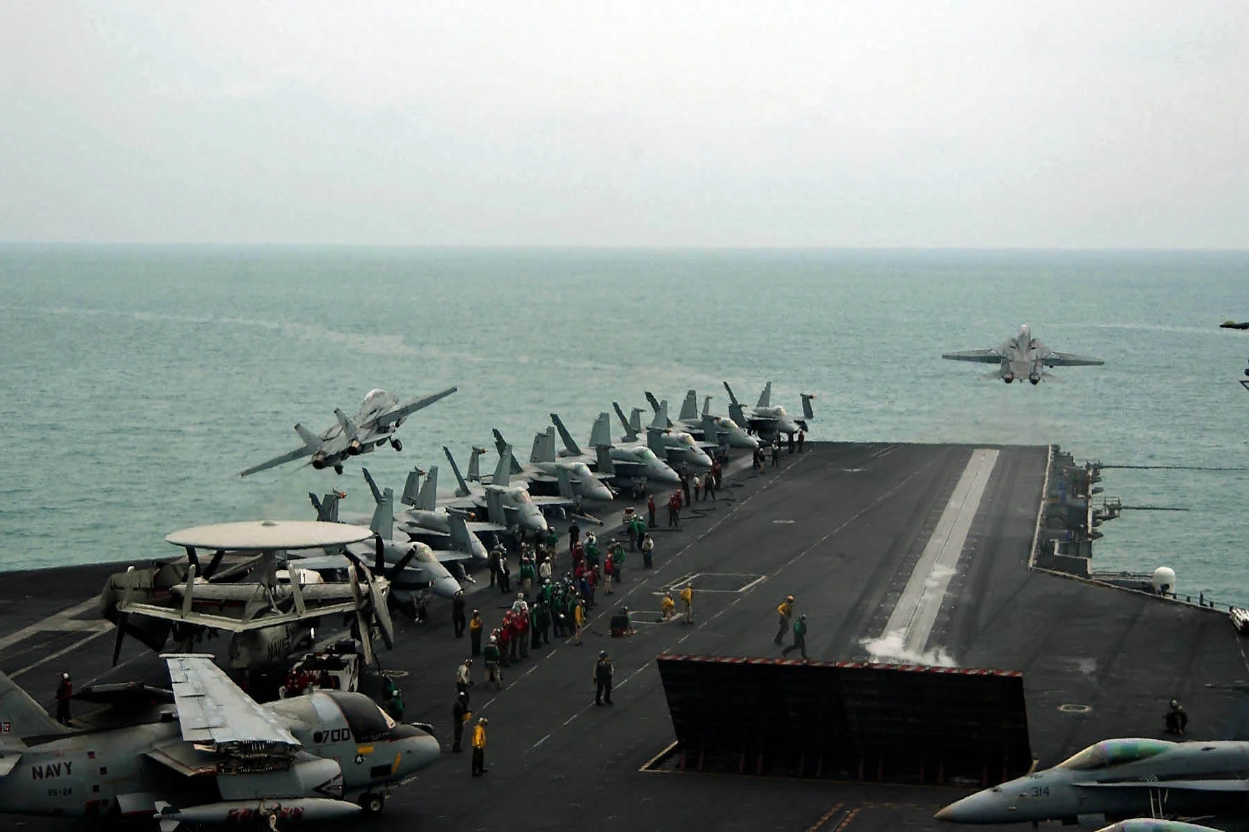 USS Theodore Roosevelt - 050.webp