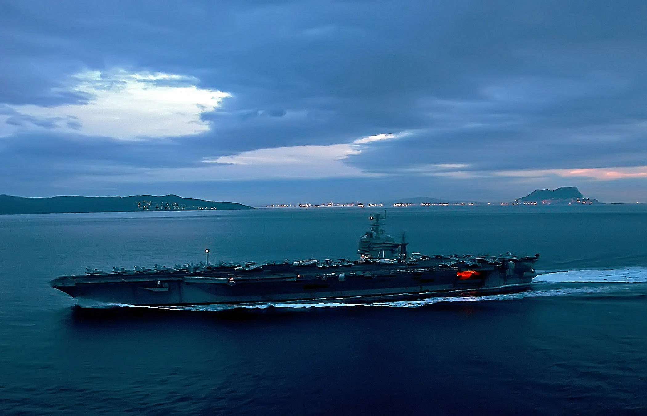 USS Theodore Roosevelt - 055.webp