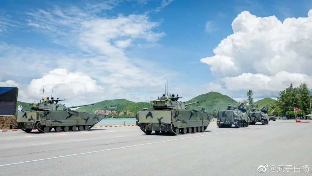 VN16 amphibious tanks Thai3.webp