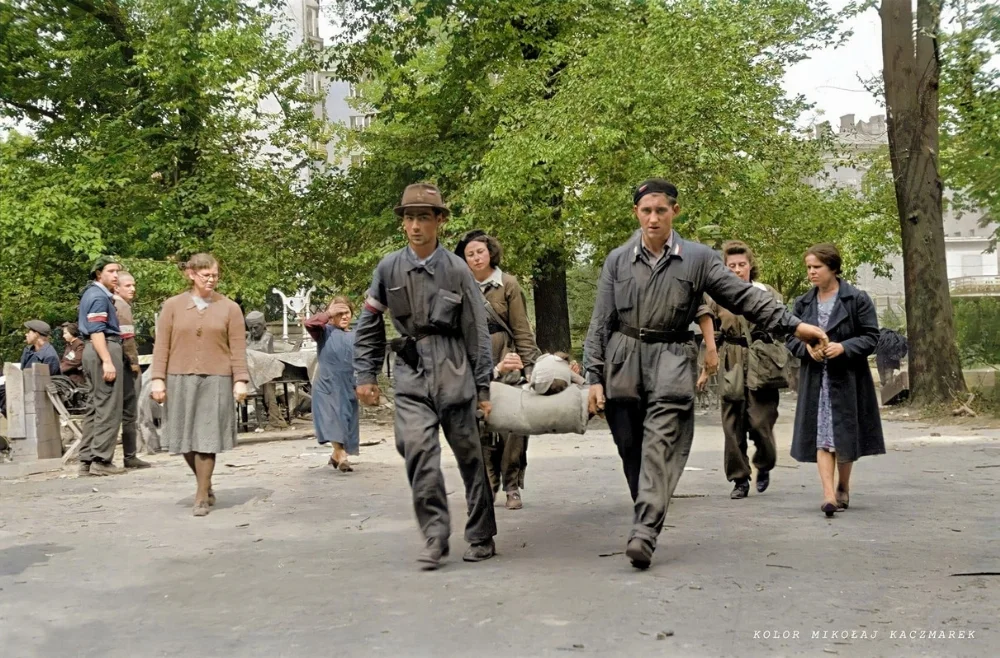 Warsaw-Uprising-1944002.jpg