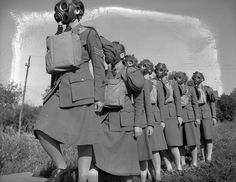 womens-army-corps-respirator-mask.jpg