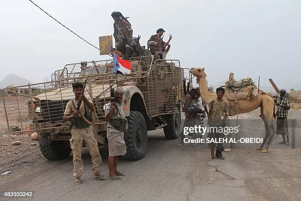 yemeni-pro-government-forces-loyal-to-exiled-yemeni-president-abedrabbo-mansour-hadi-pose-in ...webp