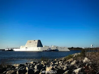 USS Lyndon B. Johnson DDG-1002 Missisippi3.webp