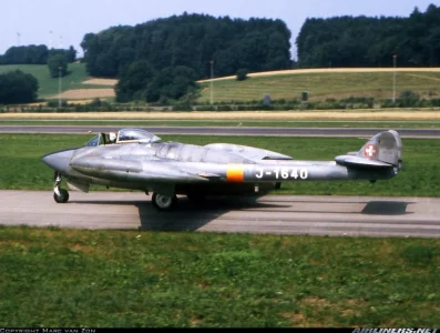 Swiss Venom FB.50 (J-1640, 850) at Dubendorf (20 July 1982).webp