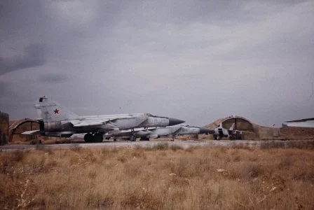 Turkmen MiG-25PD (04 blue) at Ashkhabad-Bezmein AB.webp