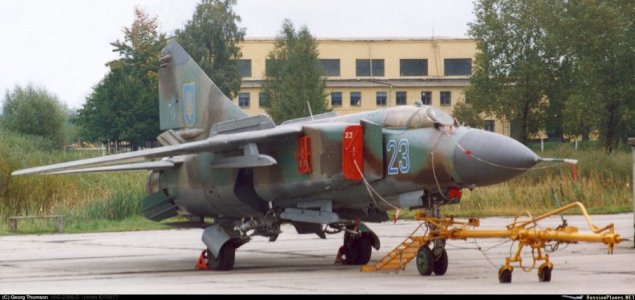 Ukrainian MiG-23MLD (23 blue) in QRA after 11-9-2001 at Jytomyr-Ozernoye (14 September 2001).jpg
