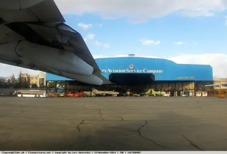 IRGCAF Su-20 & Su-22 at Mehrabad (23 November 2014).webp