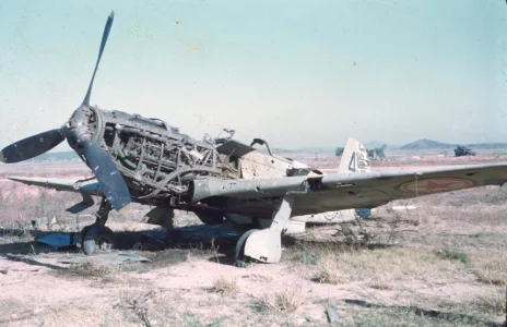 KPAF Yak-9 at Kimpo (October 1950).webp