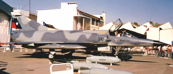 Chilean Mirage 50C (510) on display.jpg