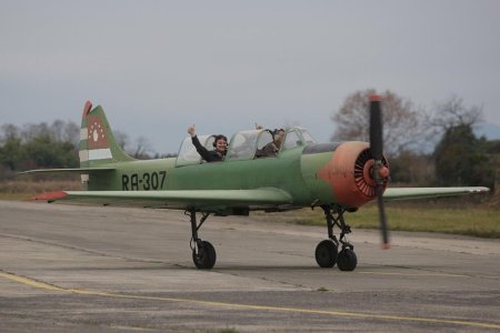 Abkhazian Yak-52 (RA-307) at Babushera - Sukhumi AP (13 December 2009) (5).jpg