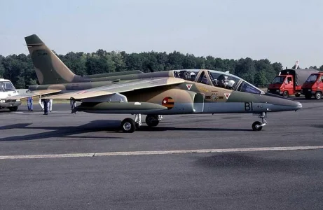 Togo Alphajet E (5V-MBI).webp