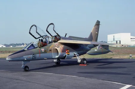 Togo Alphajet E (5V-MBI) at Merignac (May 1991).webp