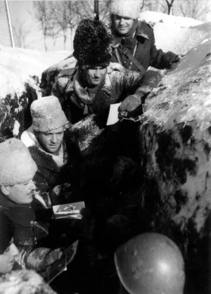 Italian soldiers in a trench on the Eastern Front.webp