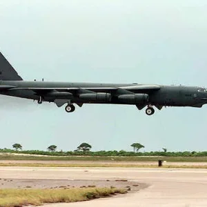 B52 Landing