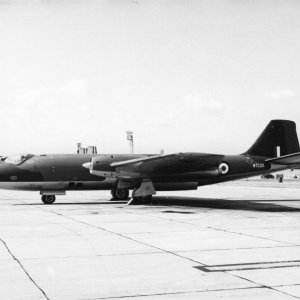17 Sqn, Canberra PR.7 WT520, RAF Benson, 18 Sep 1964 (2)