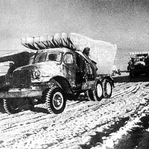 Soviet-troops-outside-Stalingrad