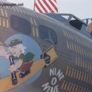 B-17G 909