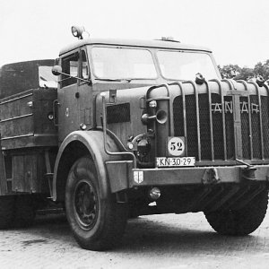 Mighty_Antar_Truck_front